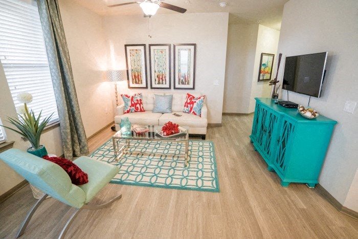 The Commons At Hollyhock Apartments